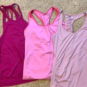 Fabletics\Old Navy Active Tank Bundle
